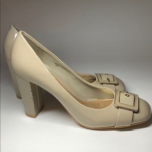 Dexter Women’s Heels Size 8